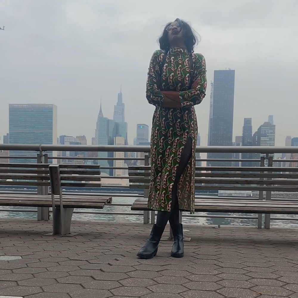 Poppies are forever green midi dress